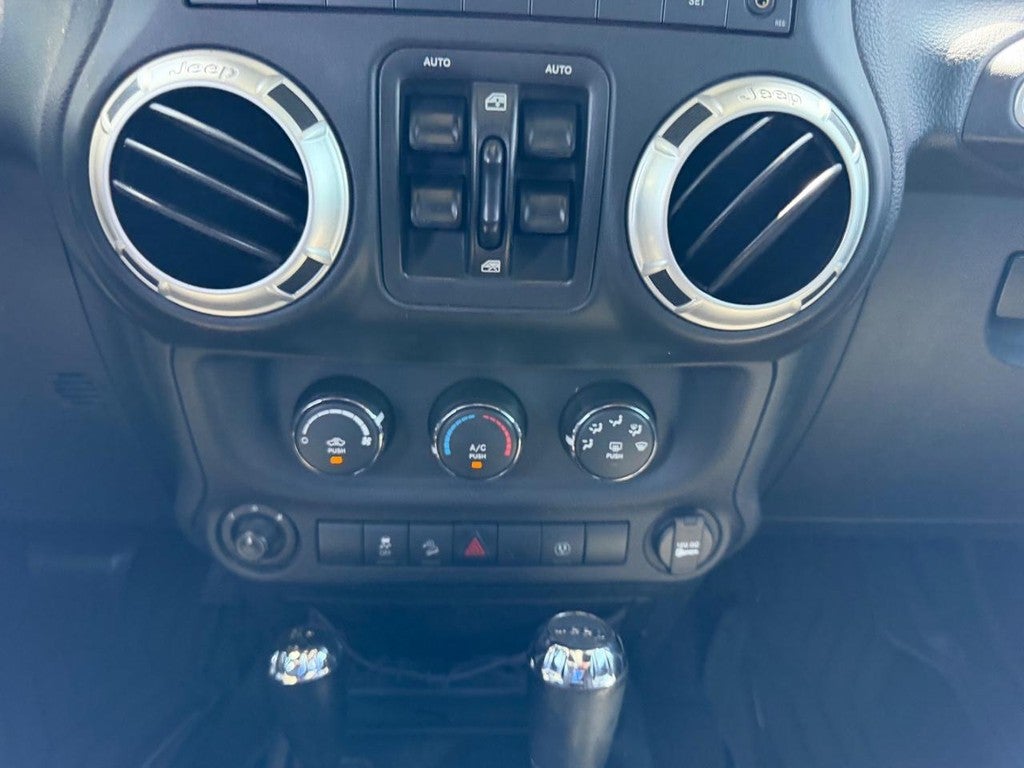 2017 Jeep Wrangler Sahara
