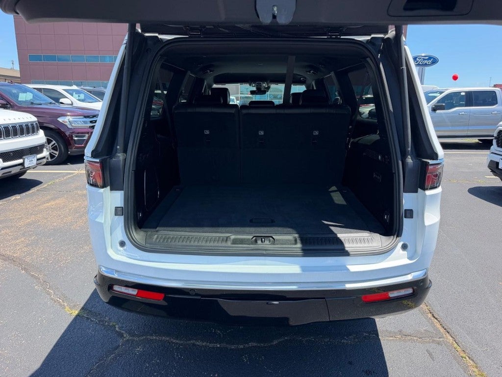 2024 Jeep Wagoneer L Series III
