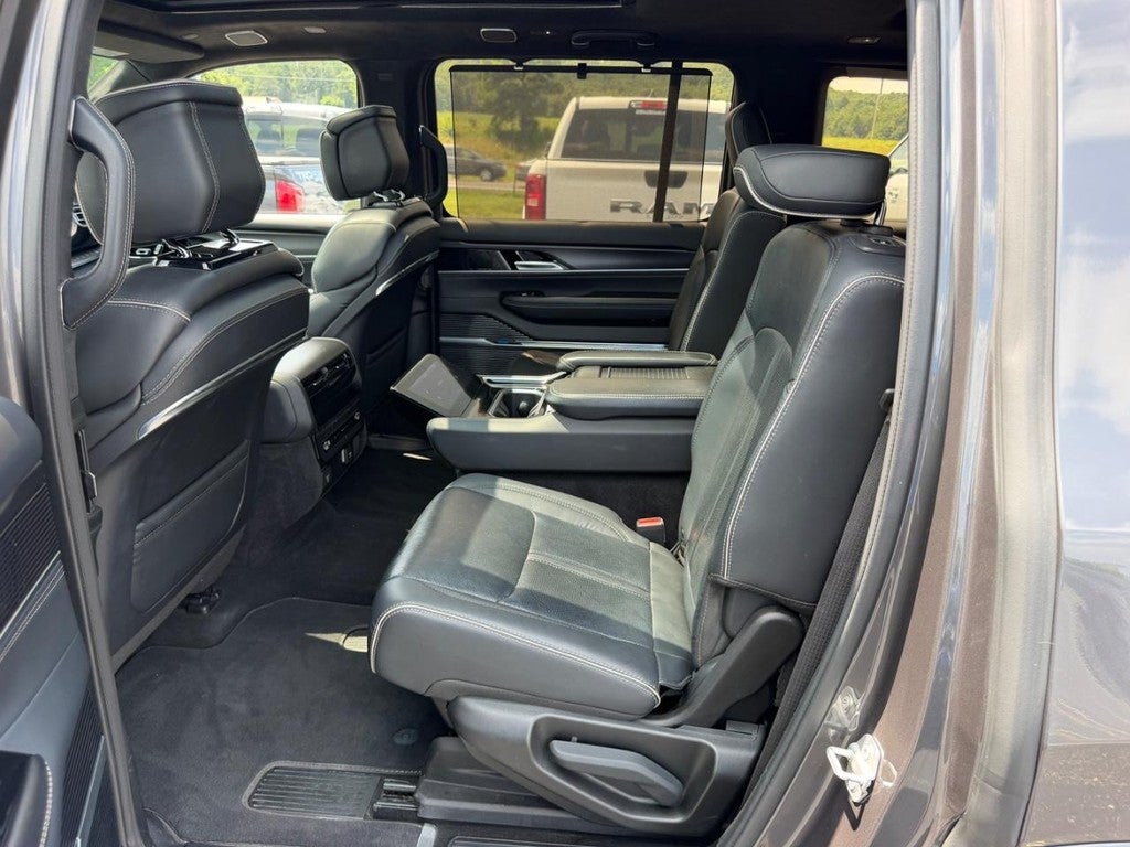 2024 Jeep Grand Wagoneer Series II Obsidian