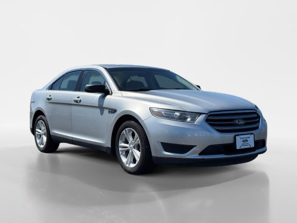 2018 Ford Taurus SE