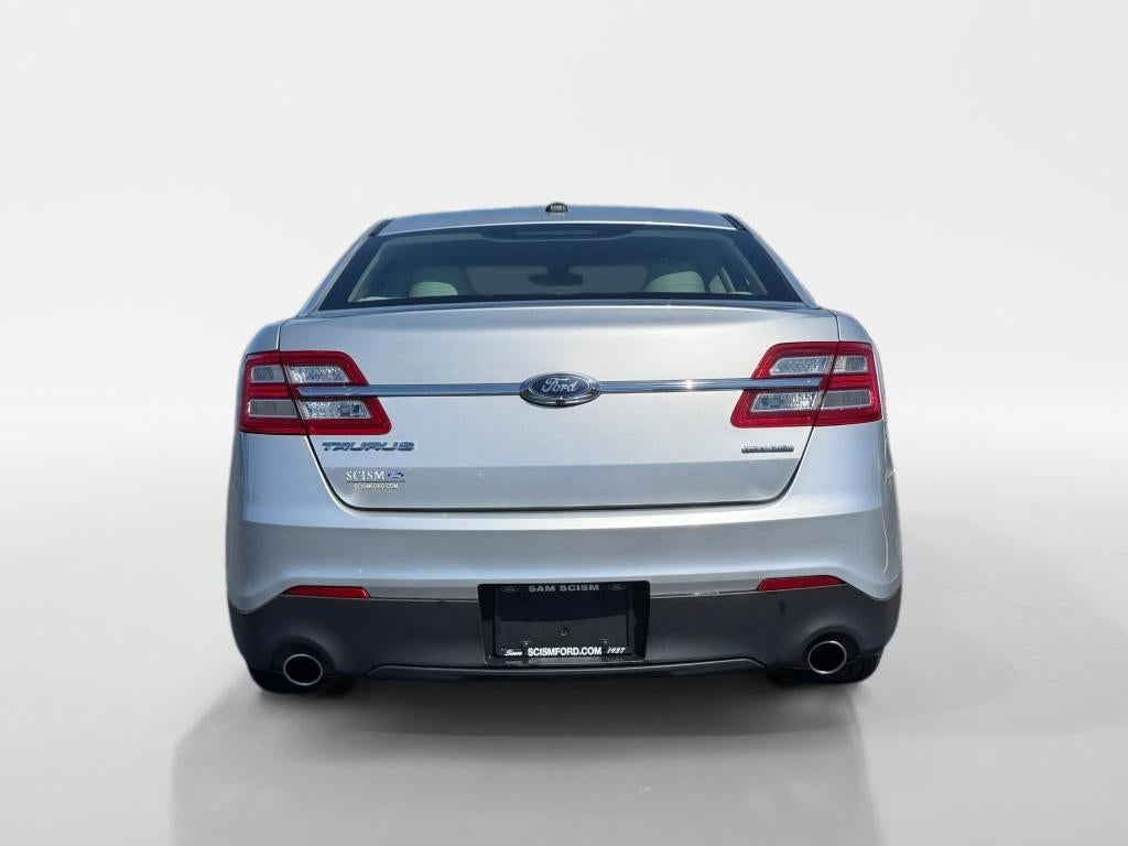 2018 Ford Taurus SE