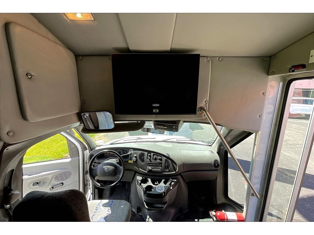 2008 Ford E-450 Super Duty Base