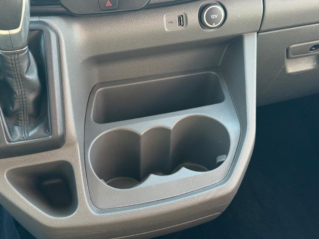 2023 Ford Transit Wagon XLT