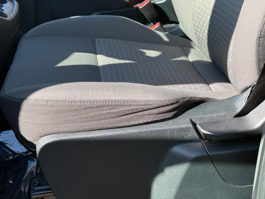 2023 Ford Transit Wagon XLT