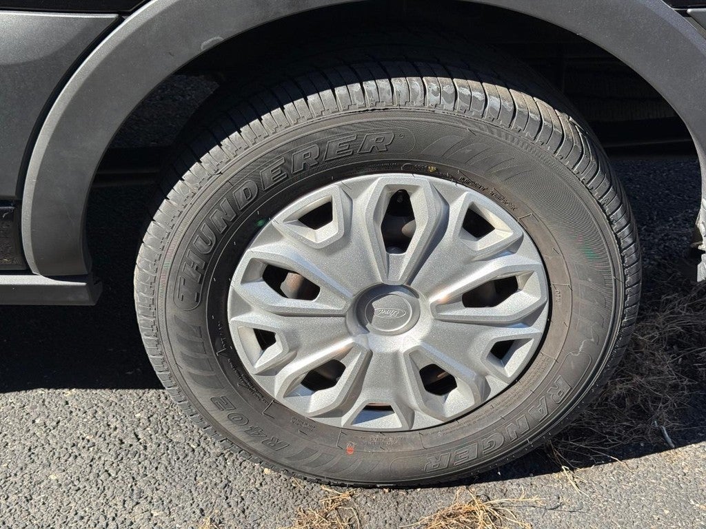 2023 Ford Transit Wagon XLT