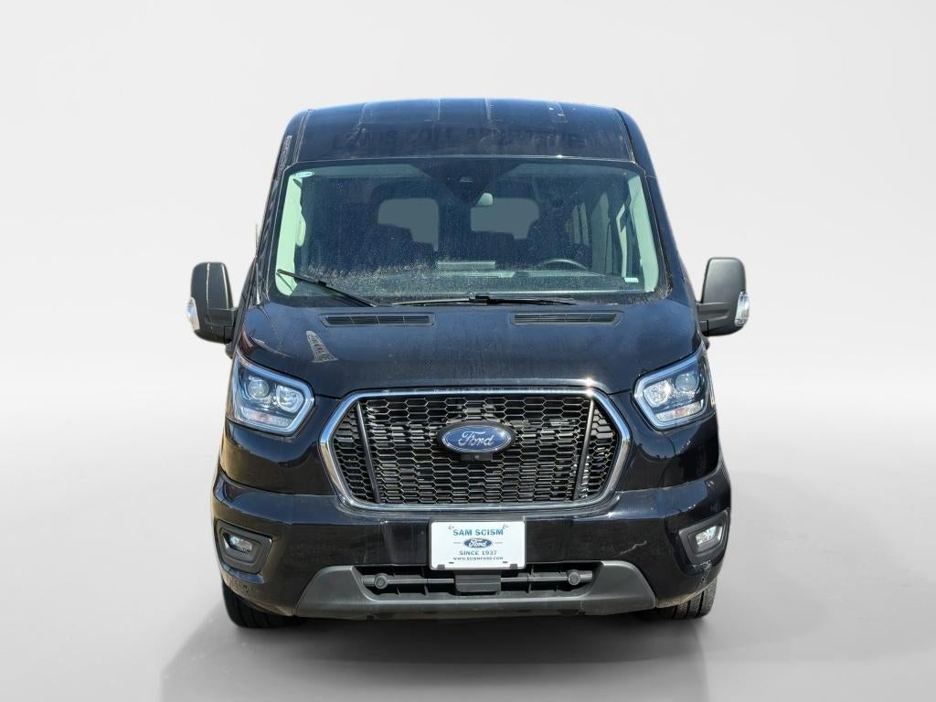 2023 Ford Transit Wagon XLT