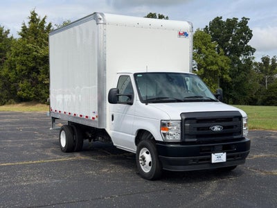 2026 Ford E-450 Super Duty Base