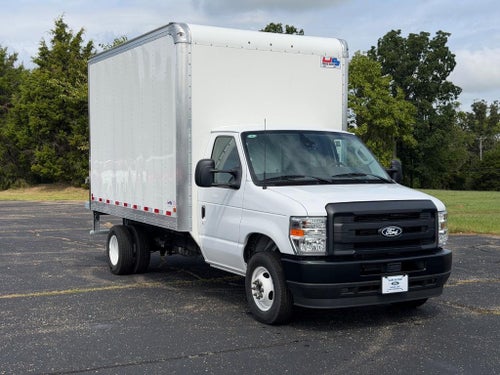 2026 Ford E-450 Super Duty Base