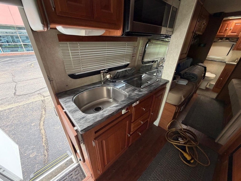 2018 Ford E-450 Super Duty Base