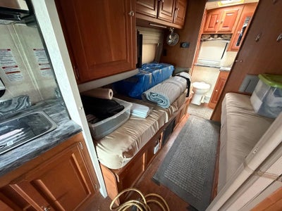 2018 Ford E-450 Super Duty Base