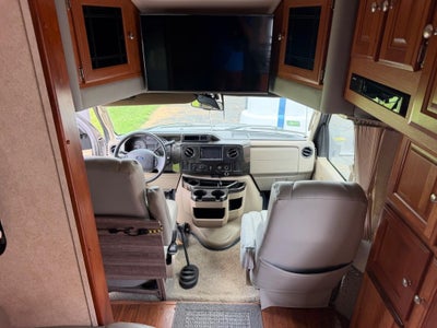 2018 Ford E-450 Super Duty Base