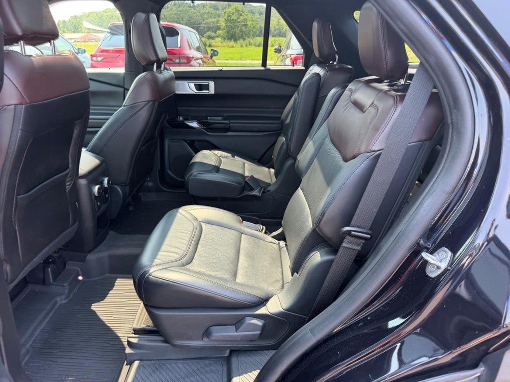 2021 Ford Explorer Platinum