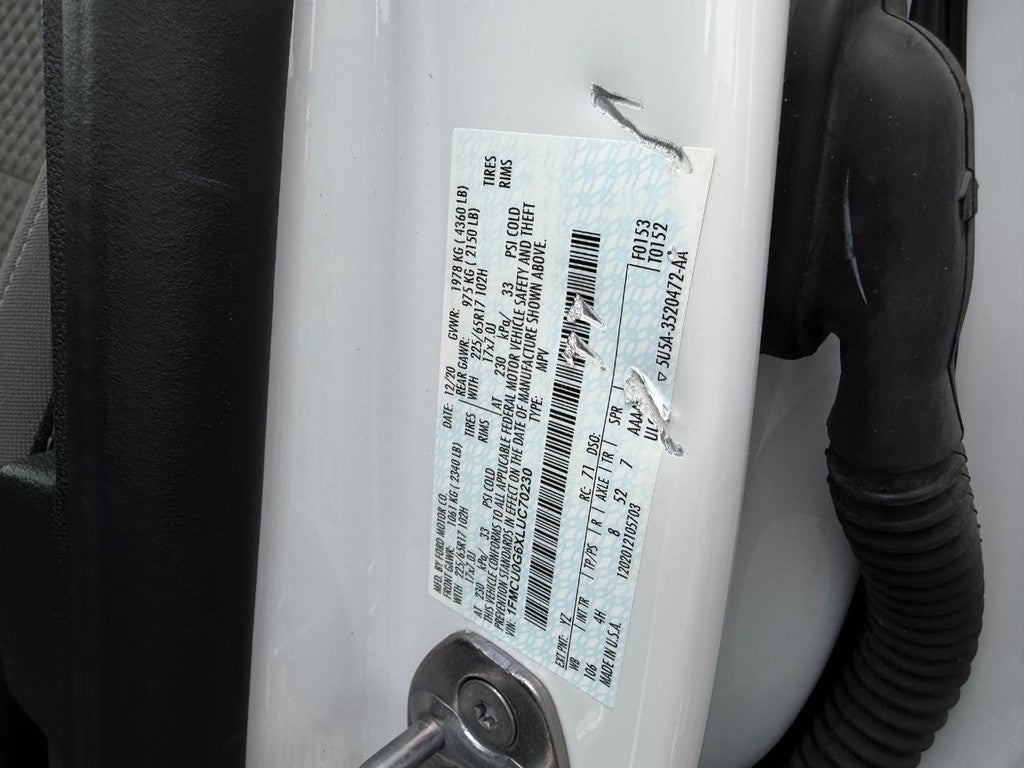 2020 Ford Escape SE