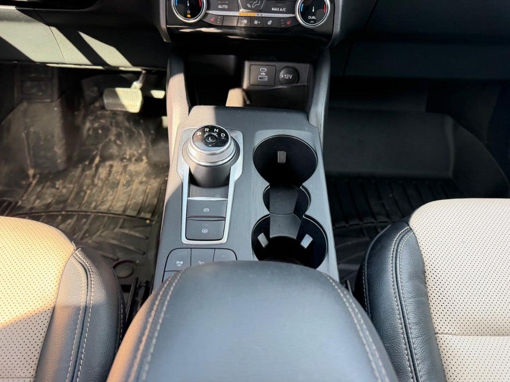 2022 Ford Escape Hybrid Titanium Hybrid