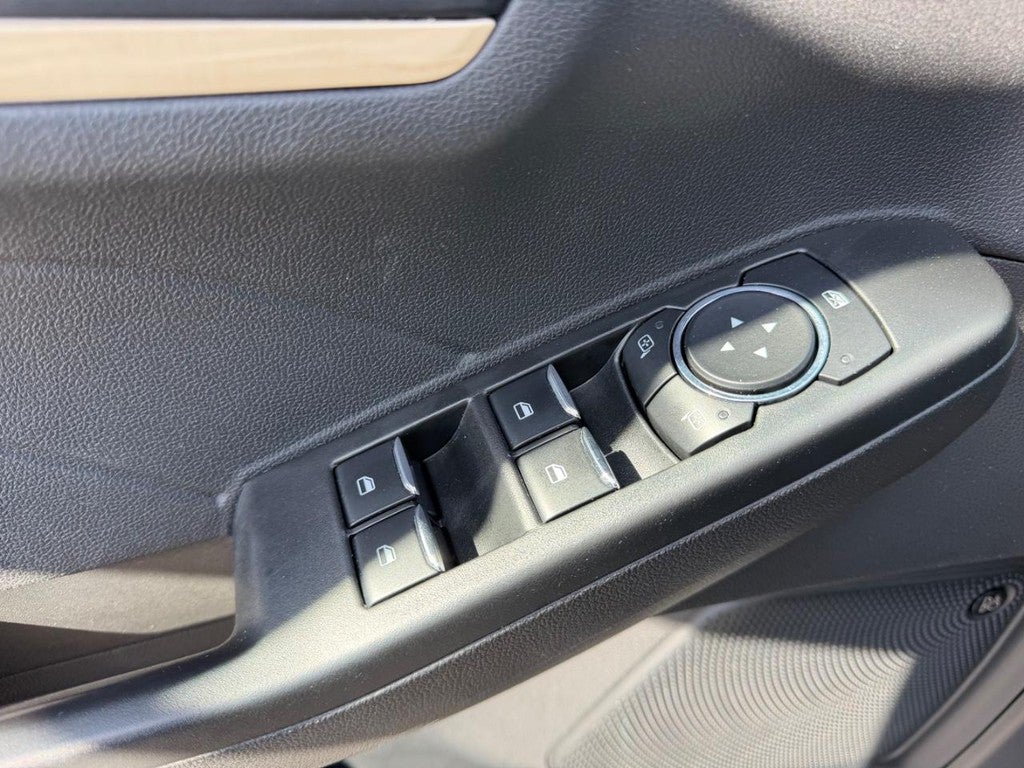 2022 Ford Escape Hybrid Titanium Hybrid