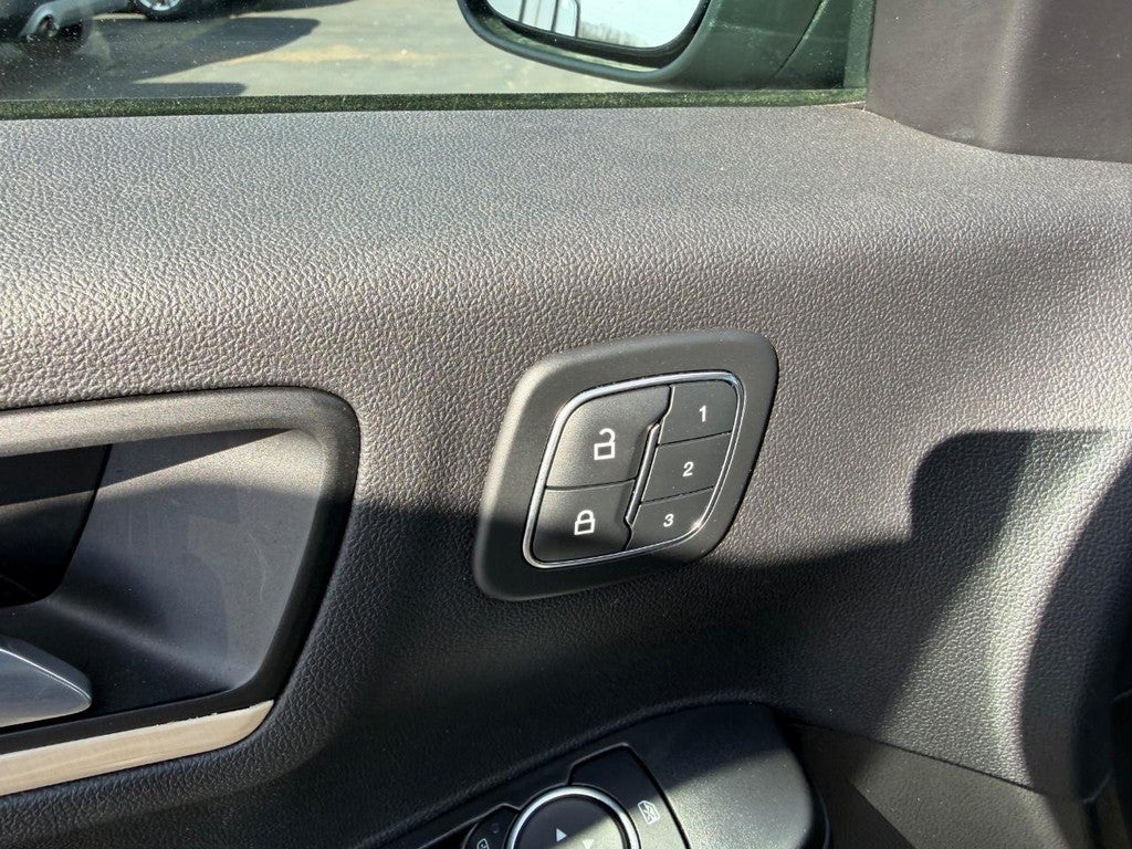 2022 Ford Escape Hybrid Titanium Hybrid