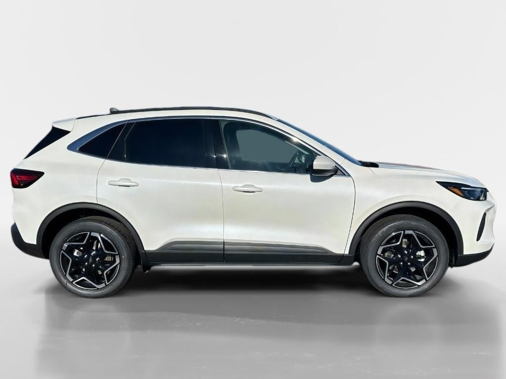 2026 Ford Escape Platinum
