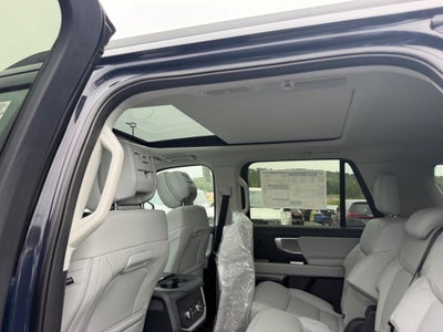 2027 Ford Expedition Platinum