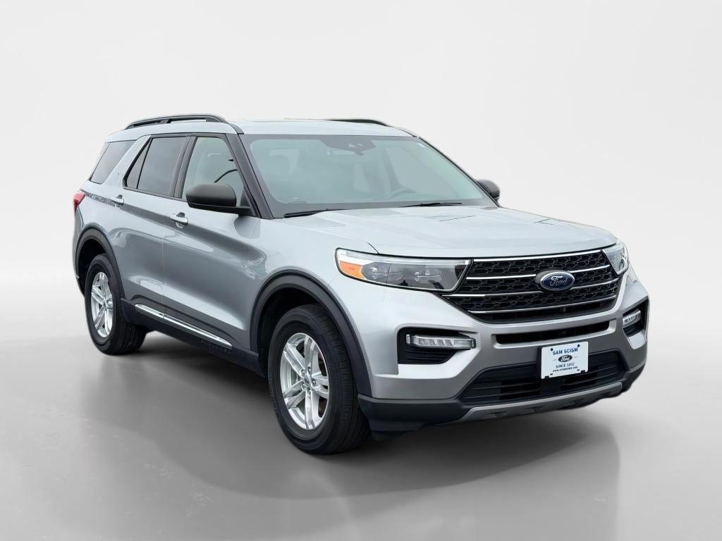 2023 Ford Explorer XLT 4WD's photo