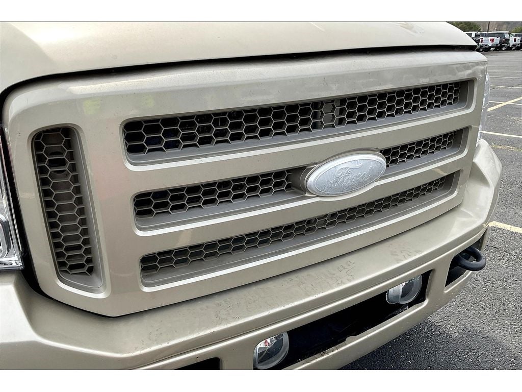 2005 Ford Excursion Limited