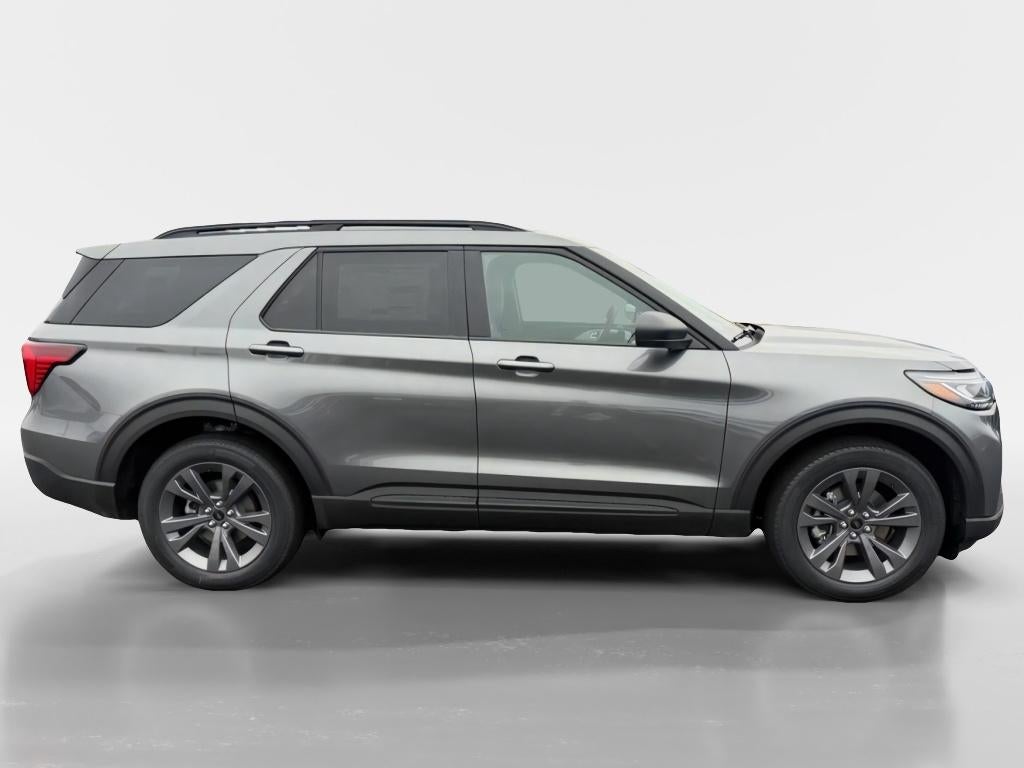 2027 Ford Explorer Active w/200A Pkg