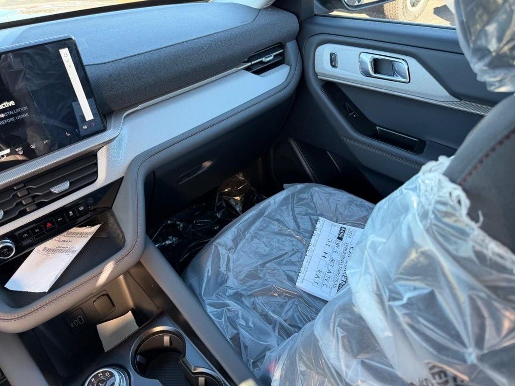 2026 Ford Explorer Active (100A)