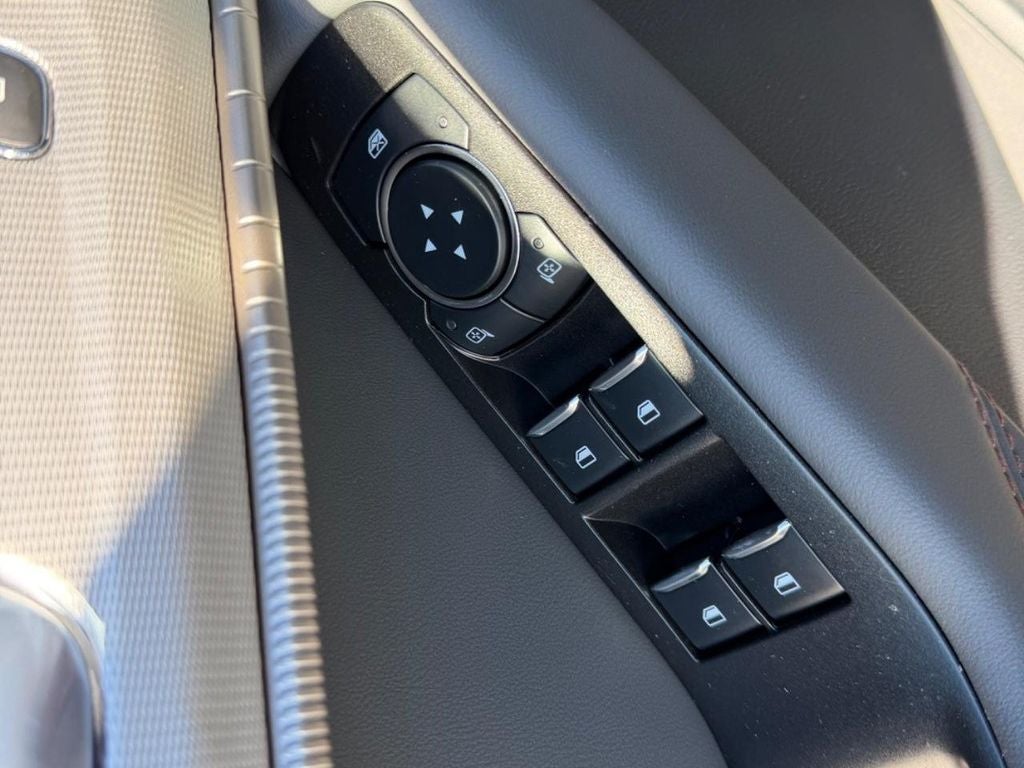 2026 Ford Explorer Active (100A)