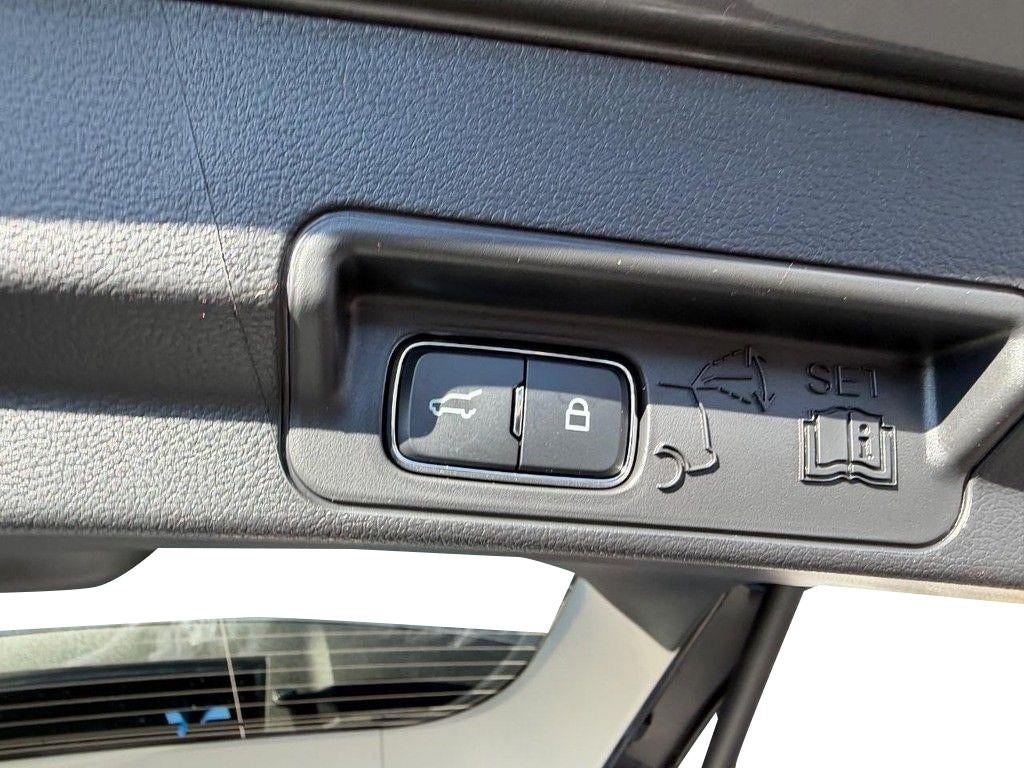 2026 Ford Explorer Active (100A)