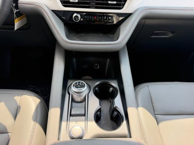 2027 Ford Explorer Active w/200A Pkg