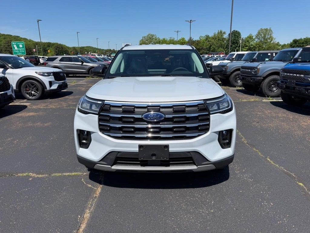 2026 Ford Explorer Active w/200A Pkg