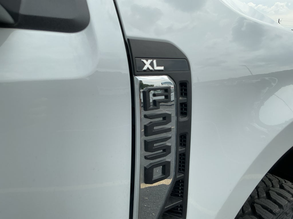 2025 Ford F-250 XL