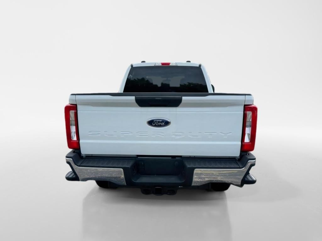 2026 Ford F-350 XLT