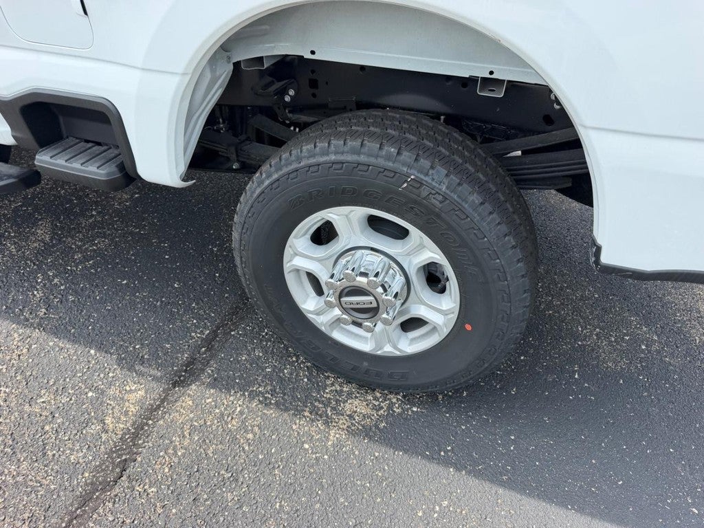 2026 Ford F-350 XLT