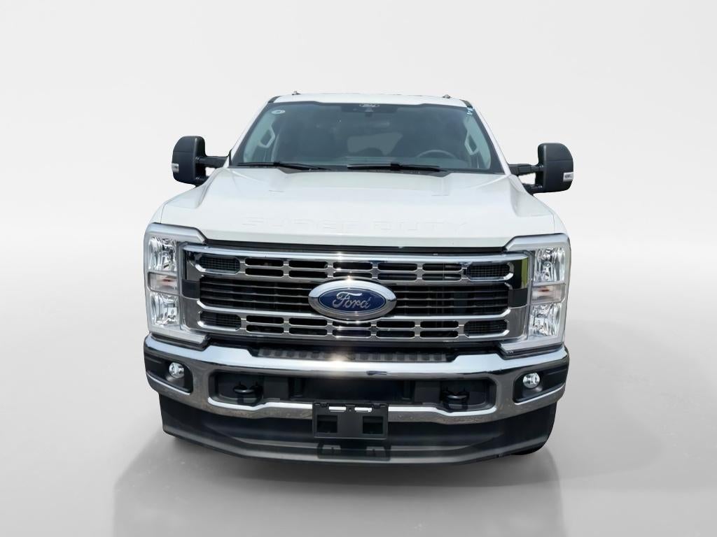 2026 Ford F-350 XLT