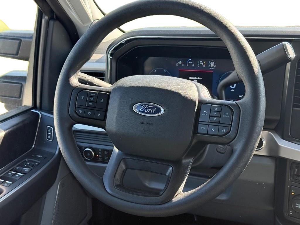 2026 Ford F-350 XLT