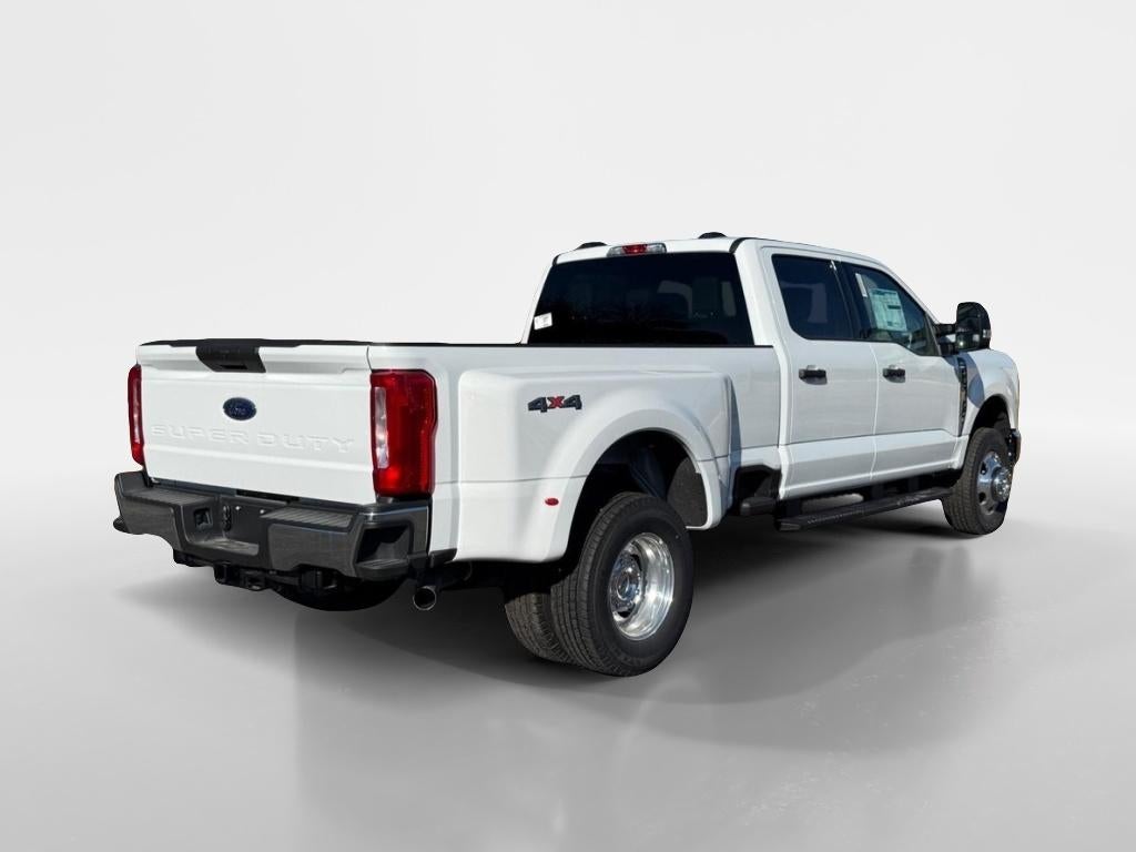 2026 Ford F-350 XLT