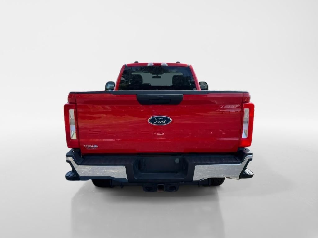 2023 Ford F-350 XLT