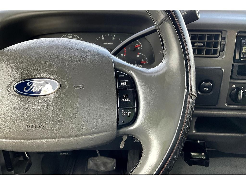 2003 Ford F-350 Truck