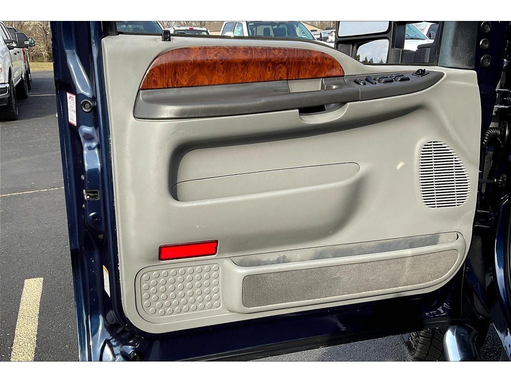 2003 Ford F-350 Truck