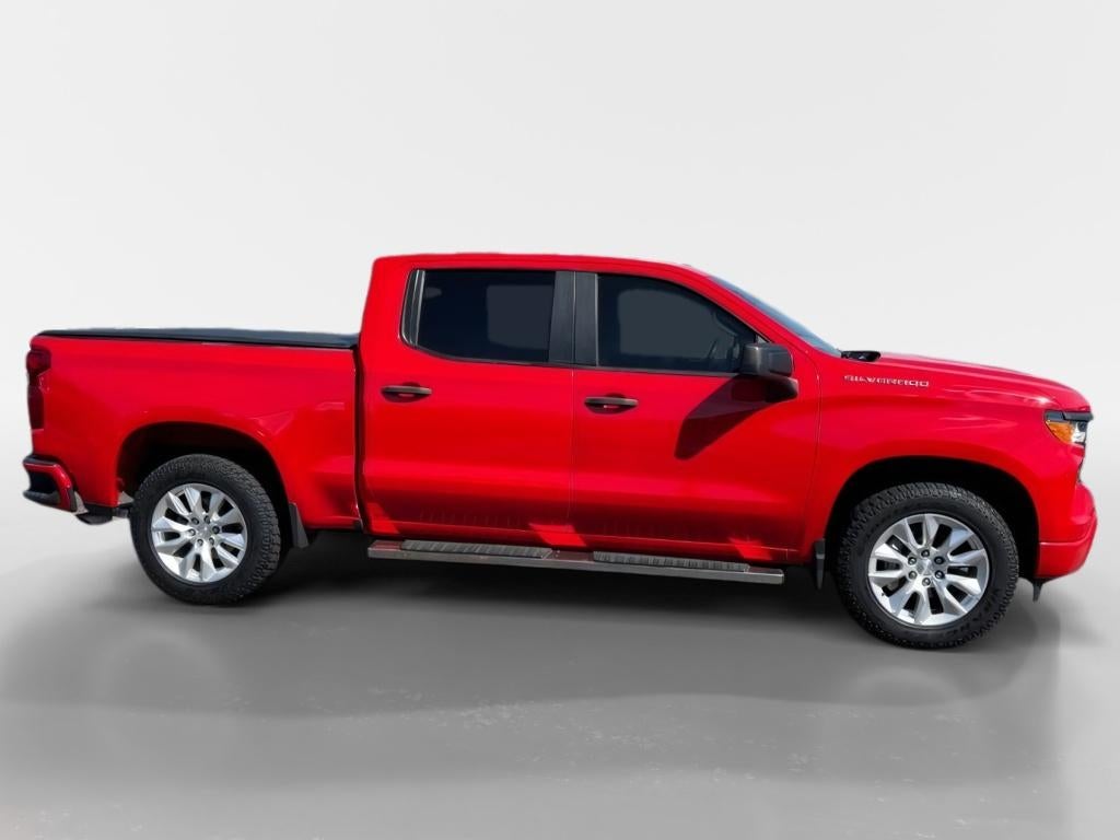 2022 Chevrolet Silverado Custom