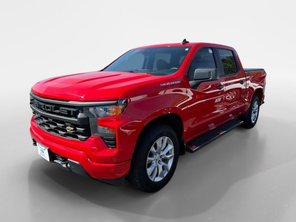 2022 Chevrolet Silverado Custom