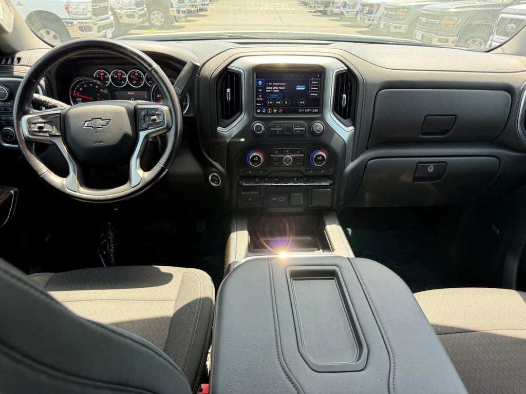 2021 Chevrolet Silverado RST