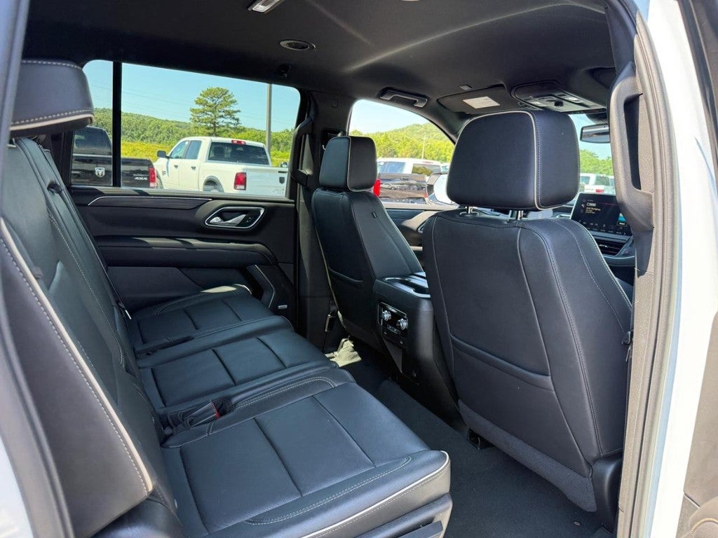 2024 GMC Yukon XL SLT