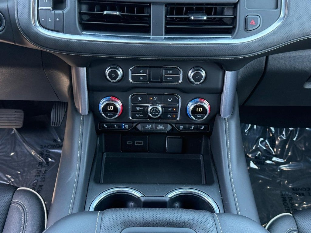 2024 GMC Yukon XL SLT