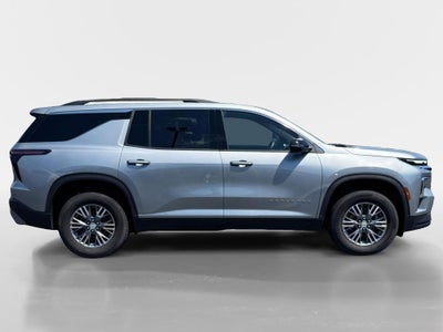 2025 Chevrolet Traverse AWD LT