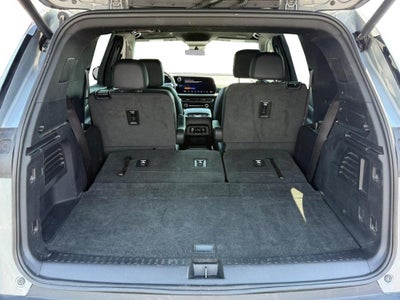 2025 Chevrolet Traverse AWD LT