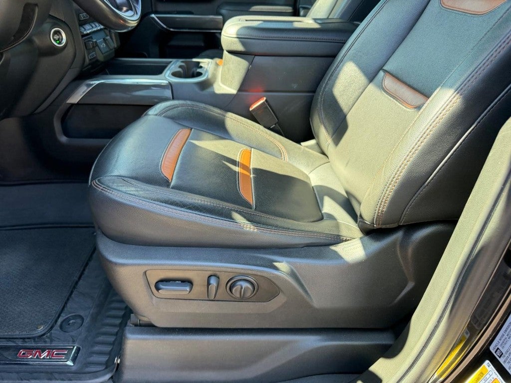 2022 GMC Sierra AT4