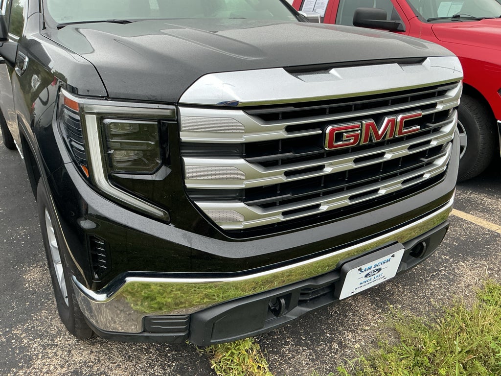 2024 GMC Sierra SLE