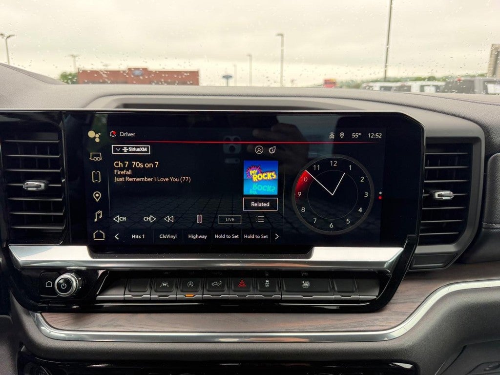 2025 GMC Sierra SLT