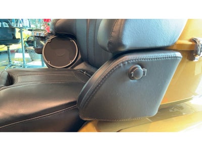 2017 Harley-Davidson FLHTCUTG TG